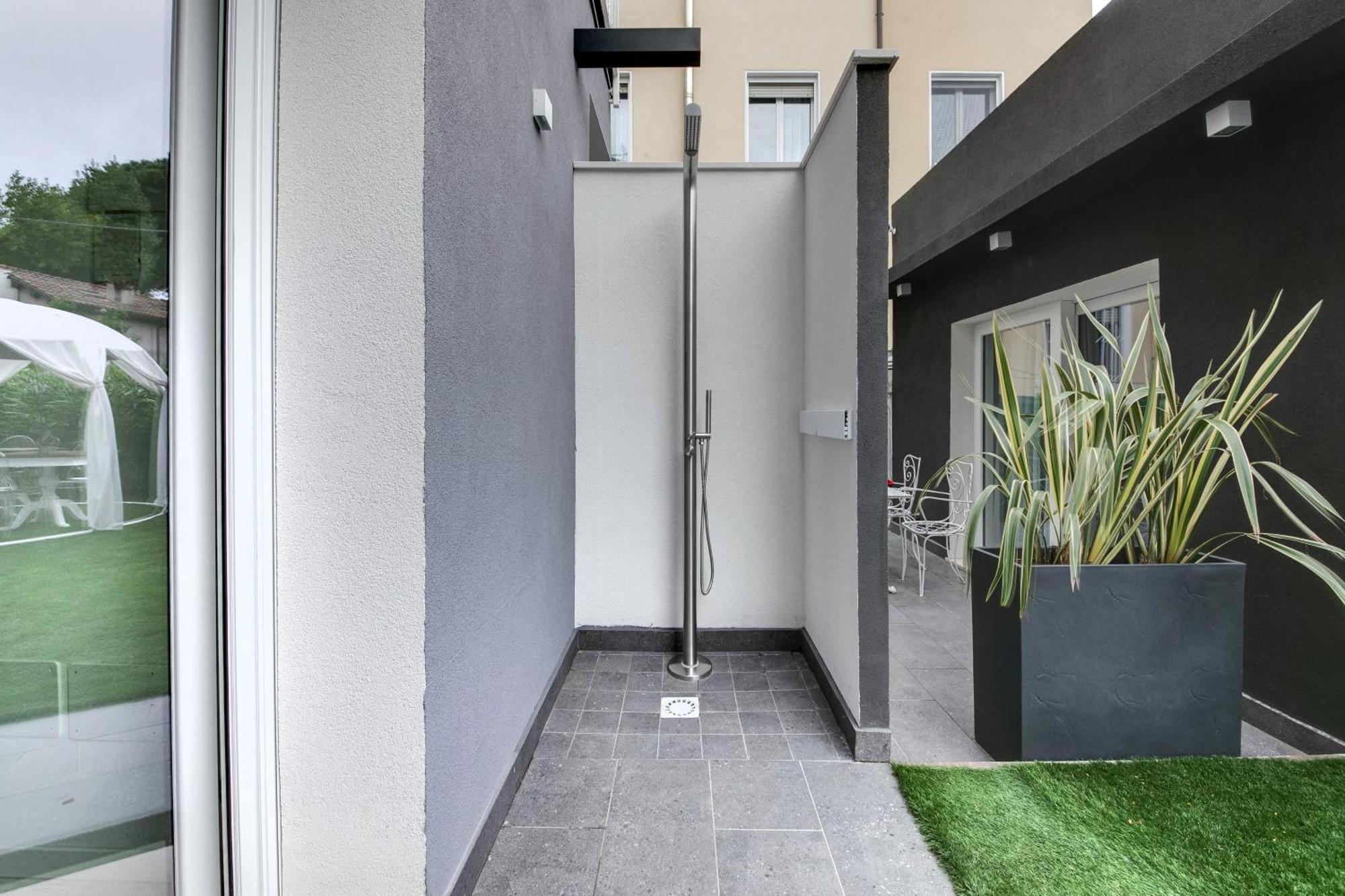 Villa Monti Suites&Aparts Cesenatico Luaran gambar