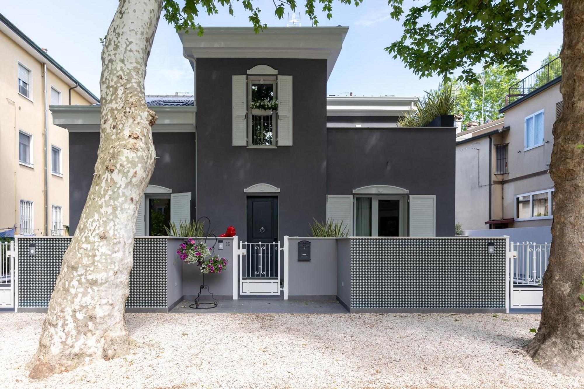 Villa Monti Suites&Aparts Cesenatico Luaran gambar