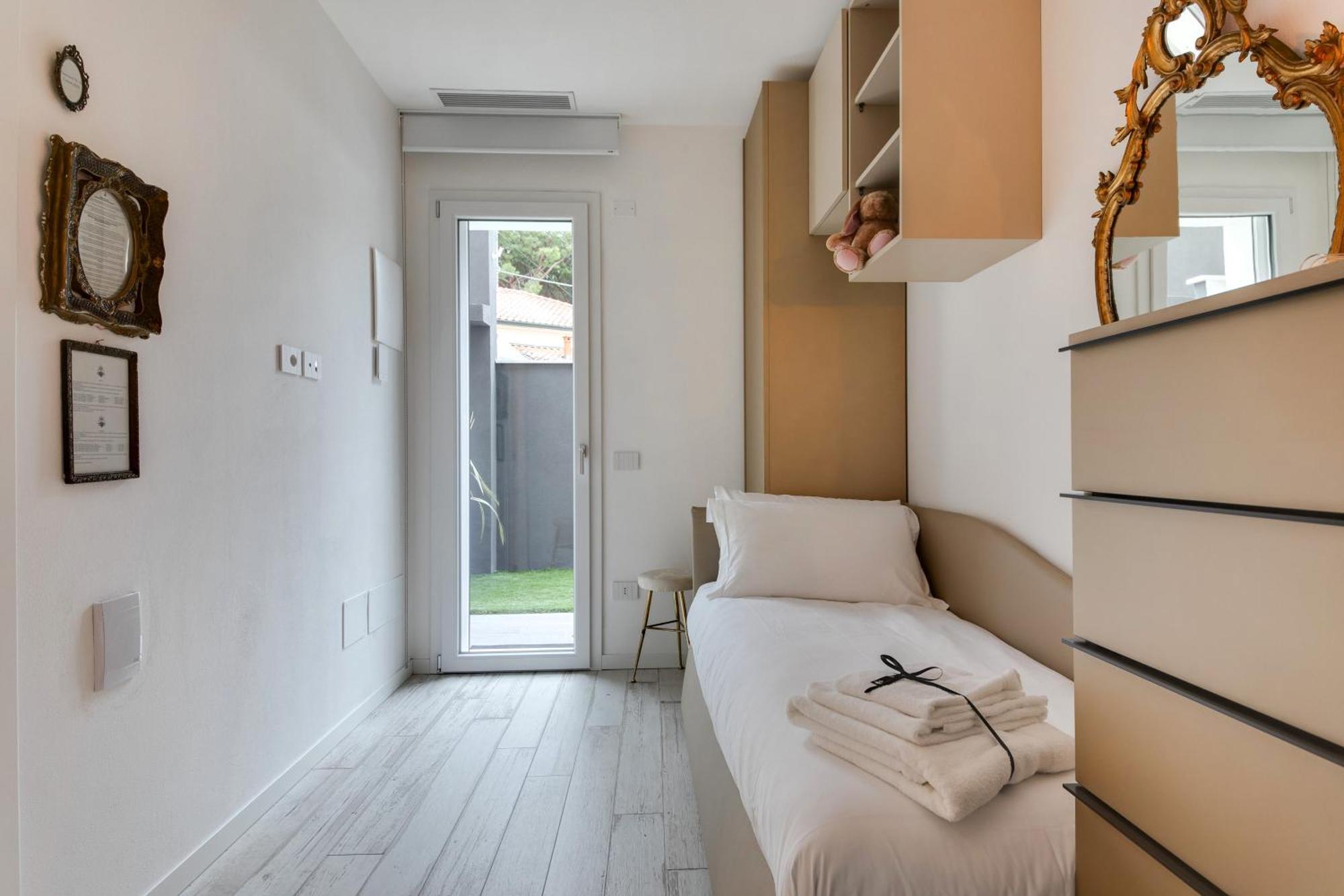 Villa Monti Suites&Aparts Cesenatico Luaran gambar