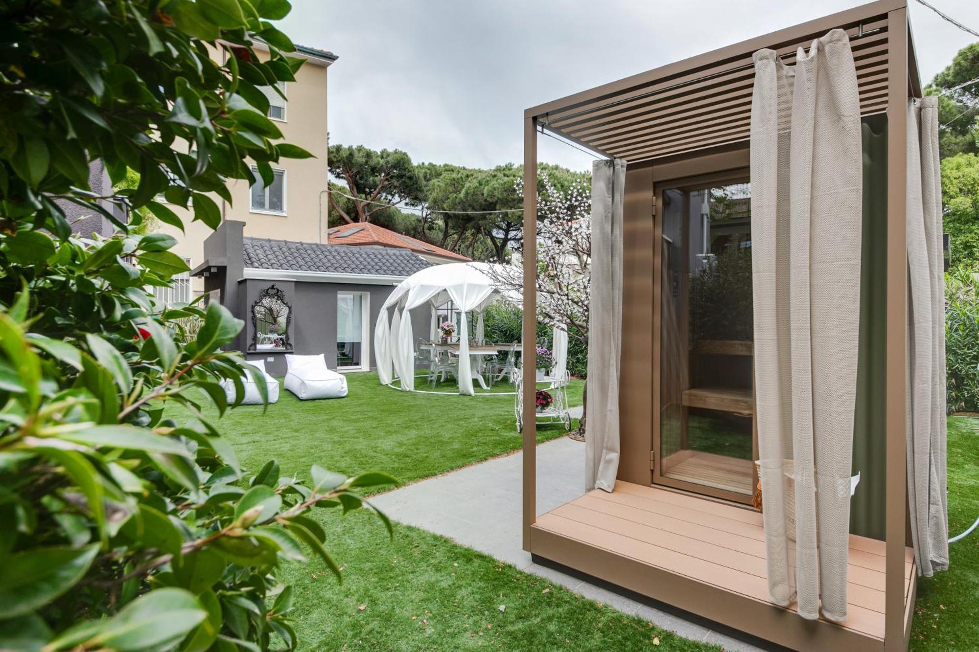 Villa Monti Suites&Aparts Cesenatico Luaran gambar