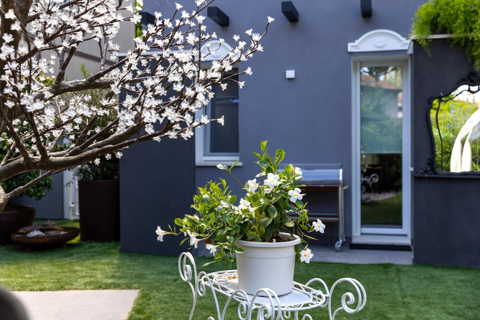 Villa Monti Suites&Aparts Cesenatico Luaran gambar